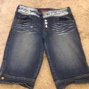 Embroidered floral Bermuda jean shorts with bling